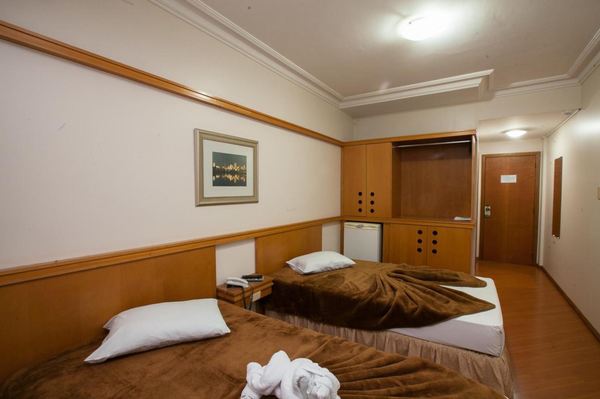 Grande Hotel Guarapuava Zimmer foto